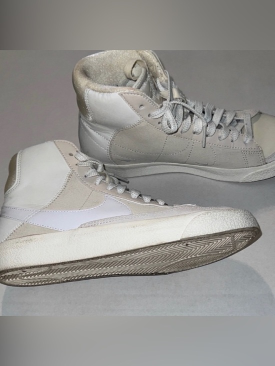 Nike Other - Nike youth hi-tops